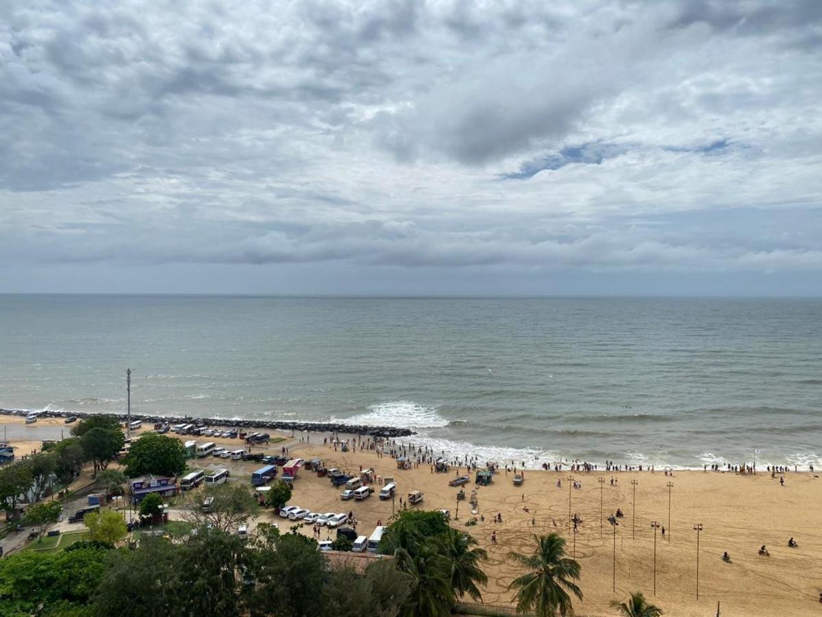 Ocean Breeze - Udaya Luxury Apartments Negombo Bagian luar foto